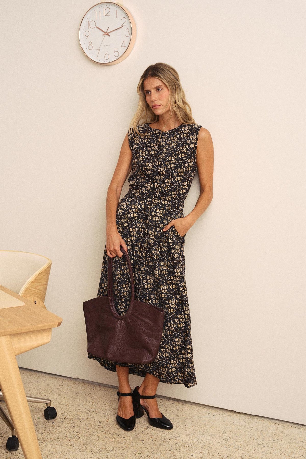 Abeny Flowers Midi Skirt