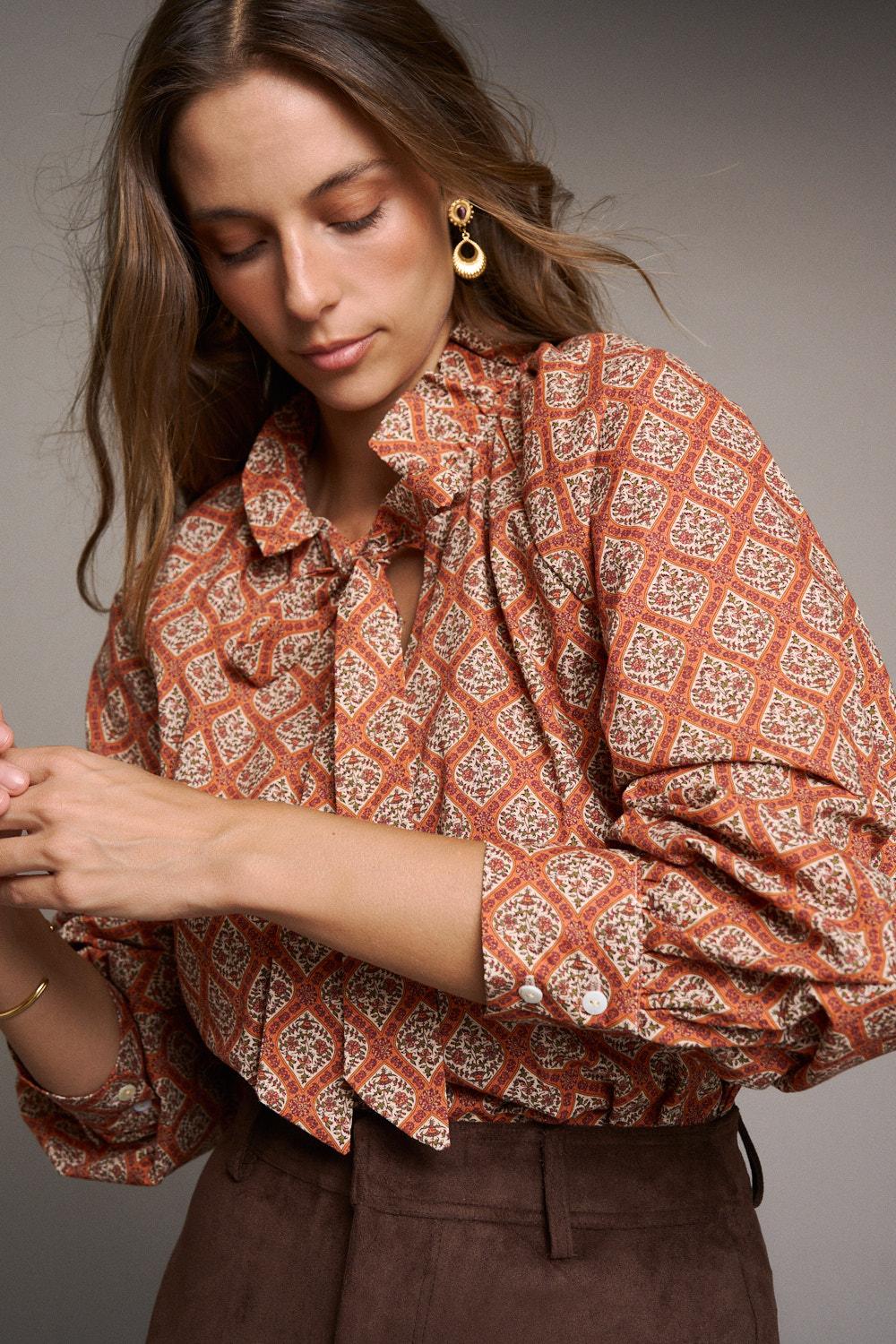 Floral Print Knot Blouse