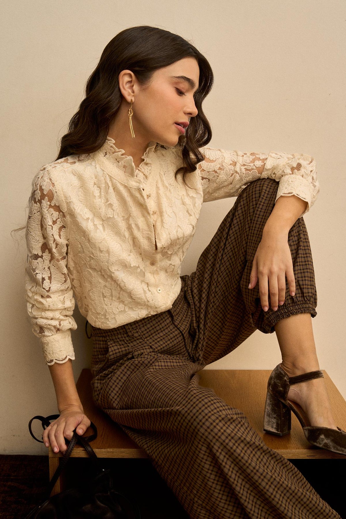 Ismée Floral Lace Blouse