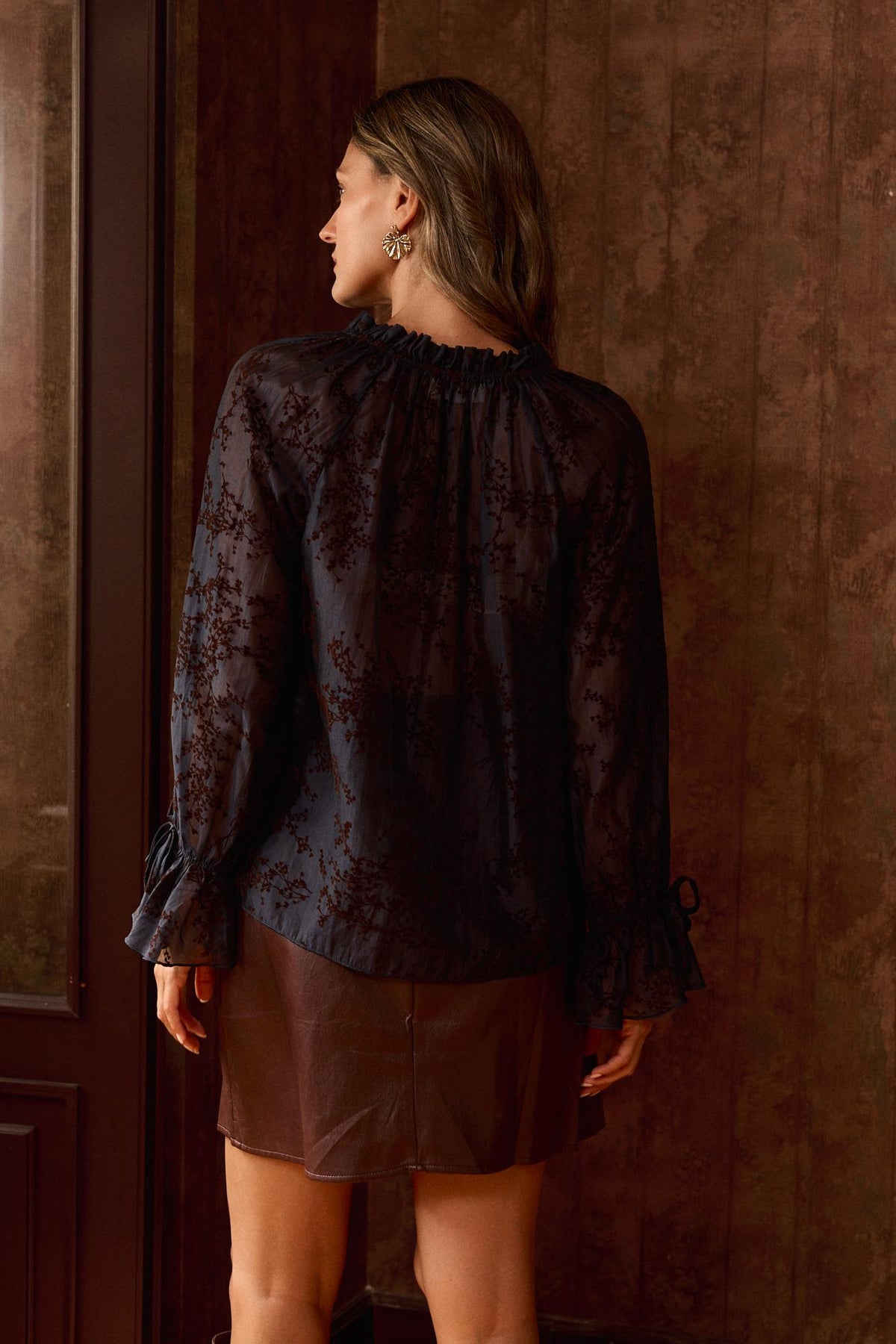 Nulia Velvet Blouse