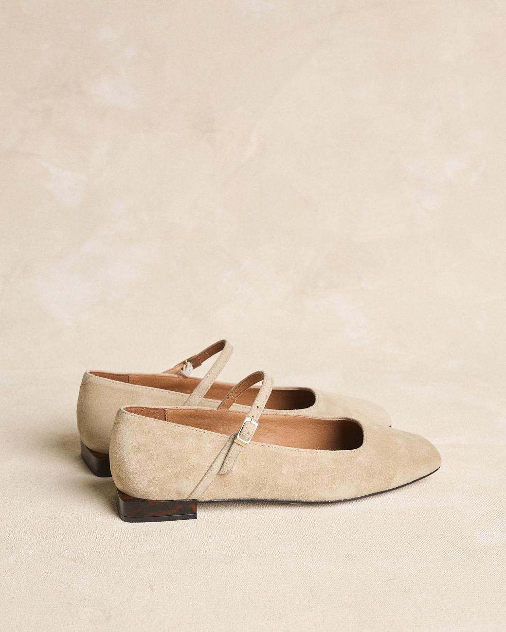 Desa Carey Mary Janes