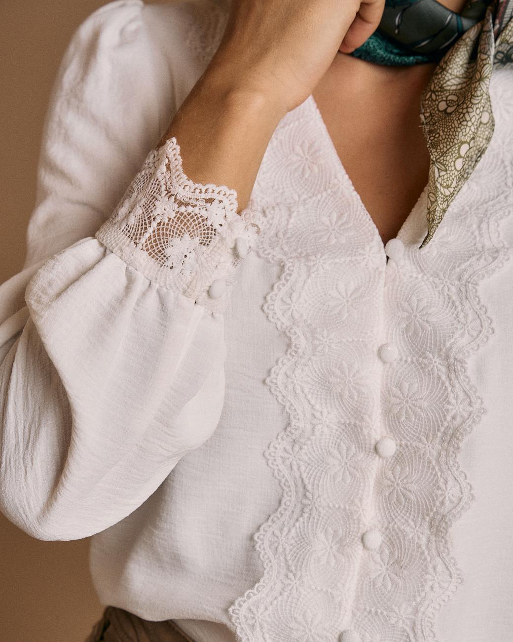 Greta Embroidered Detail Shirt