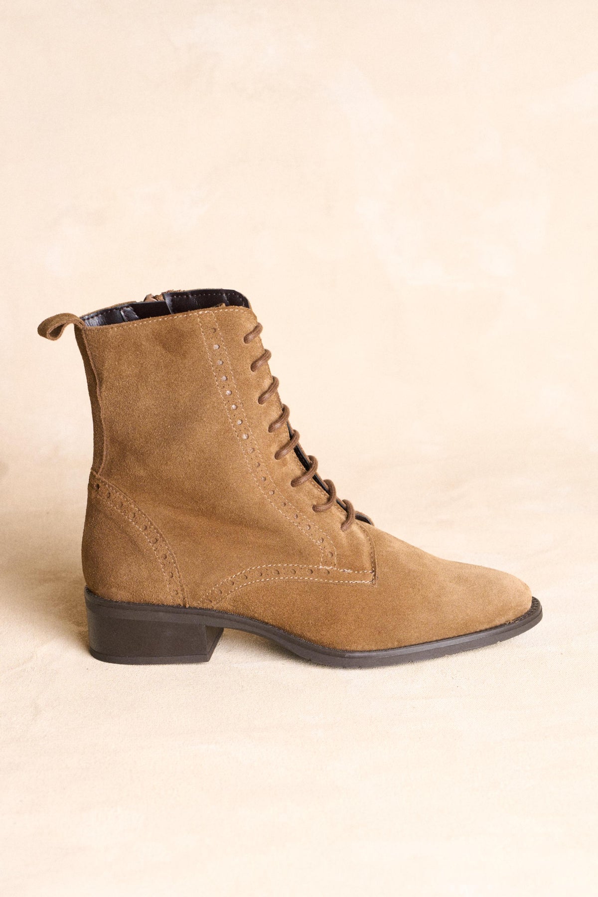 Lace-up Ankle Boot Andina