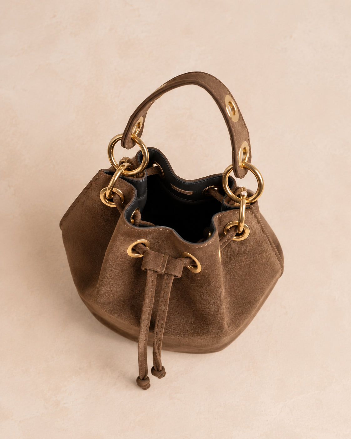 Mirian Bucket Bag