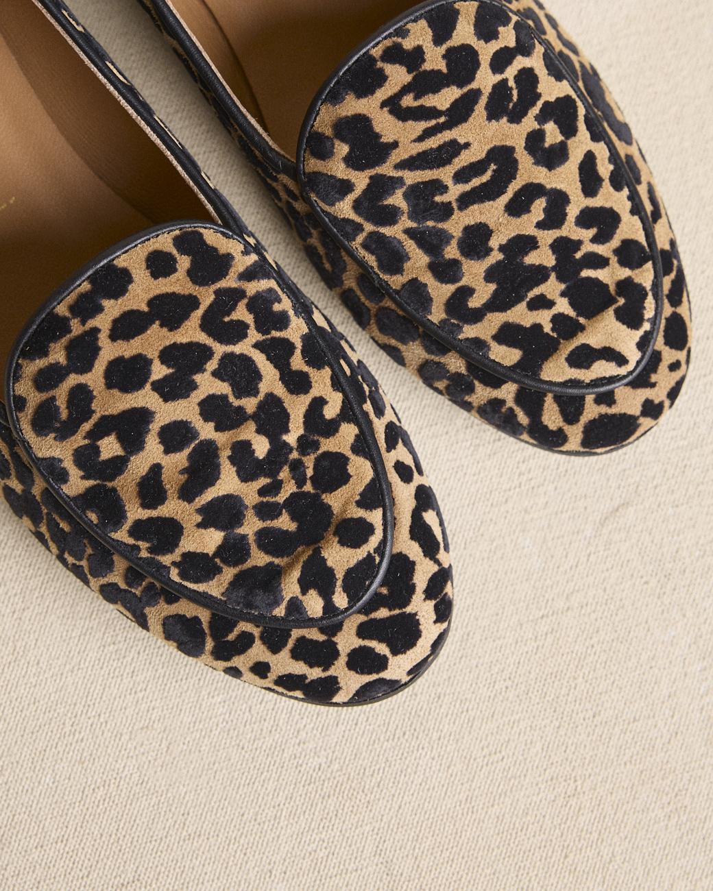 Nereida Velvet Loafers