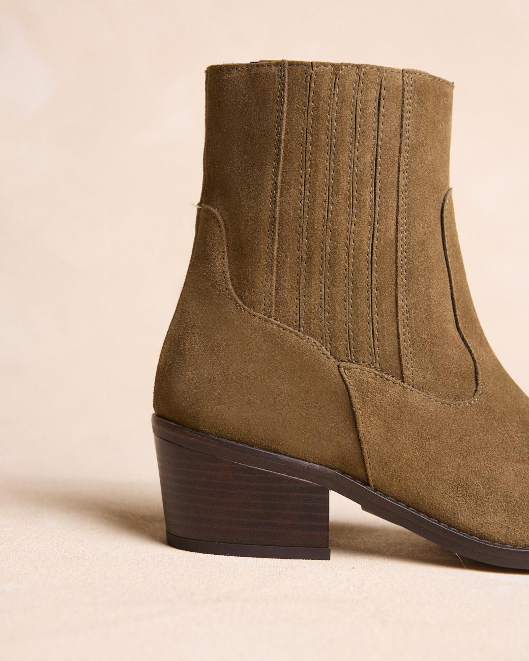 Ankle boots Heel Chelsea