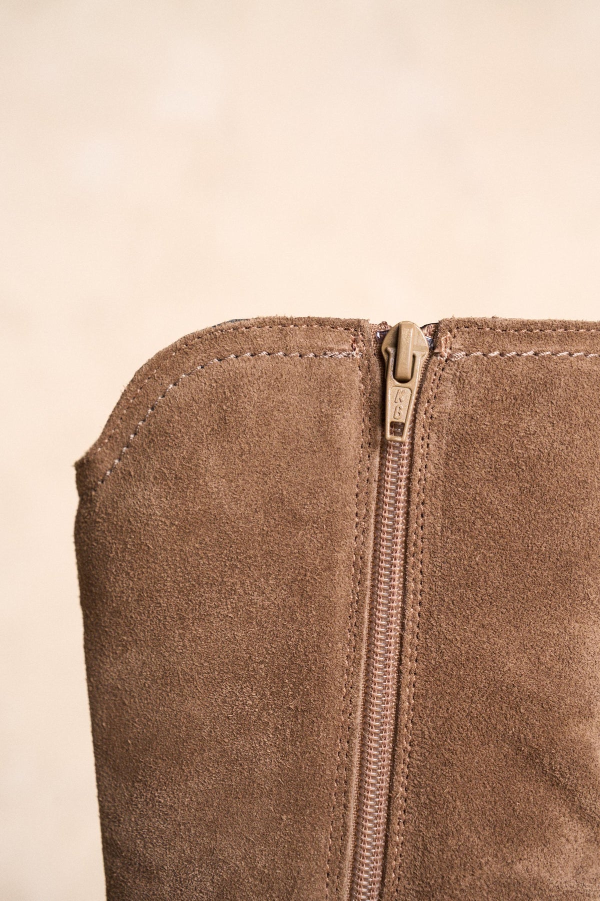 Bibi Leather Cast Boot