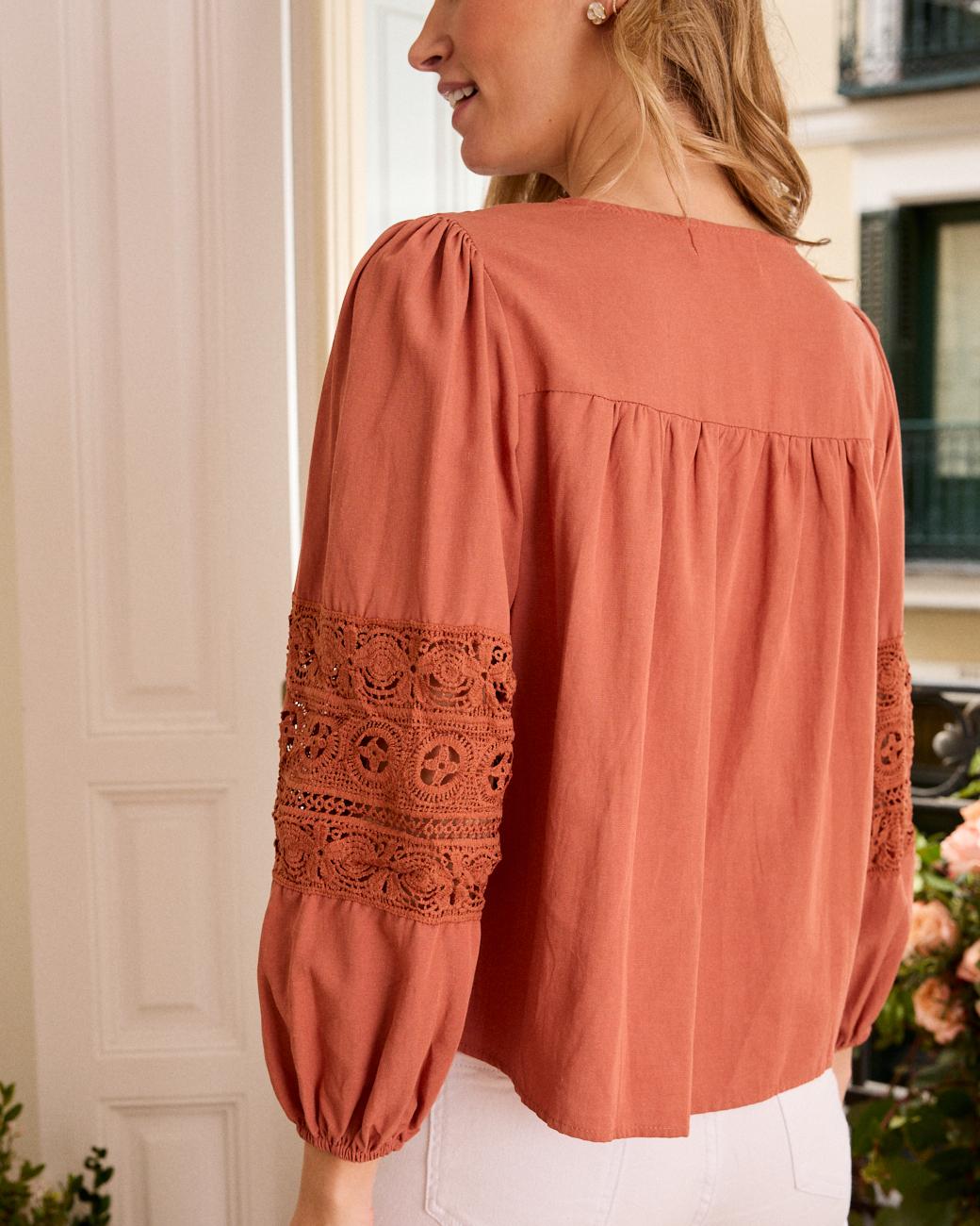 Manuela Cutout Shirt