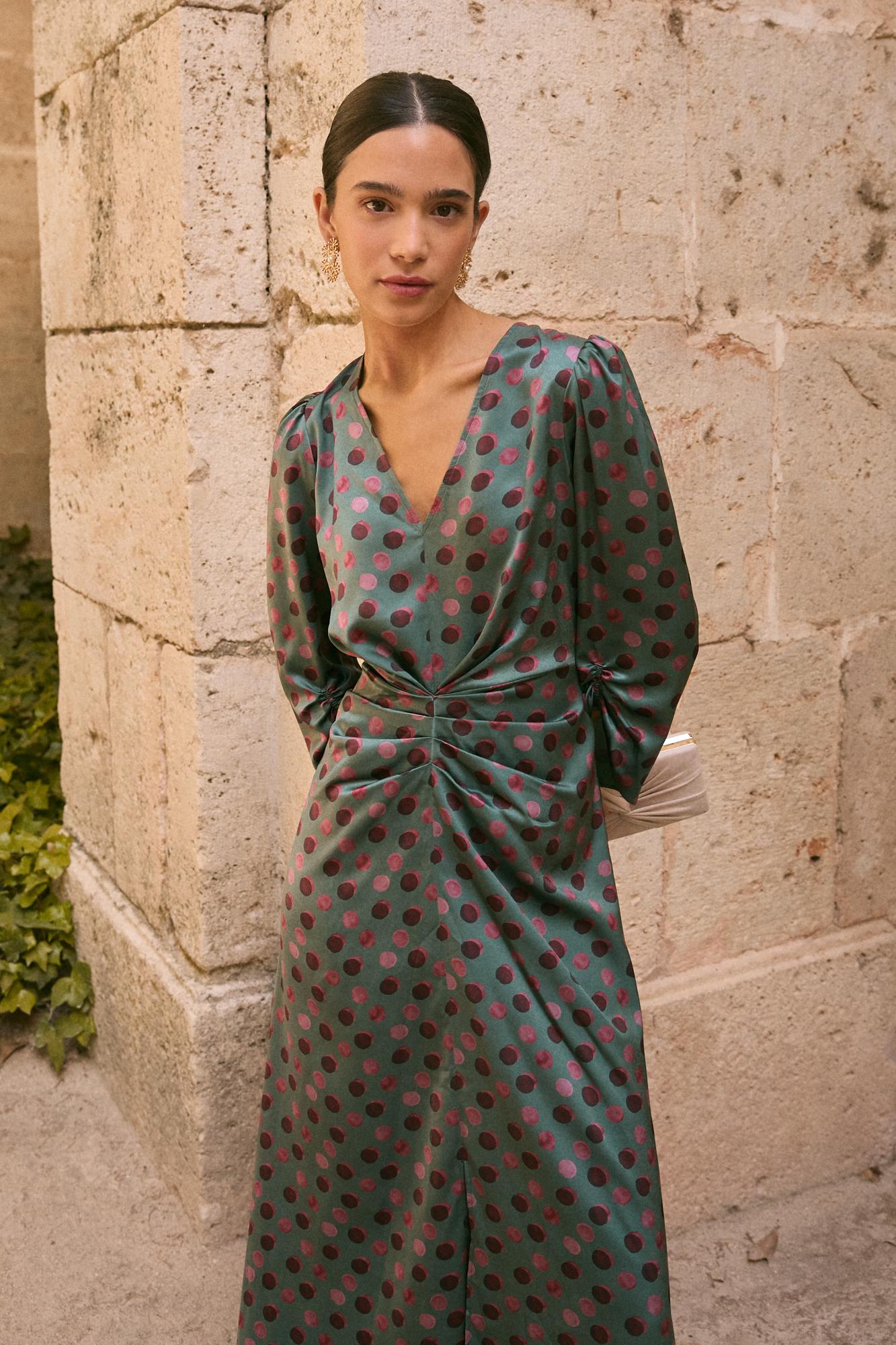 Guest Dress Trivias