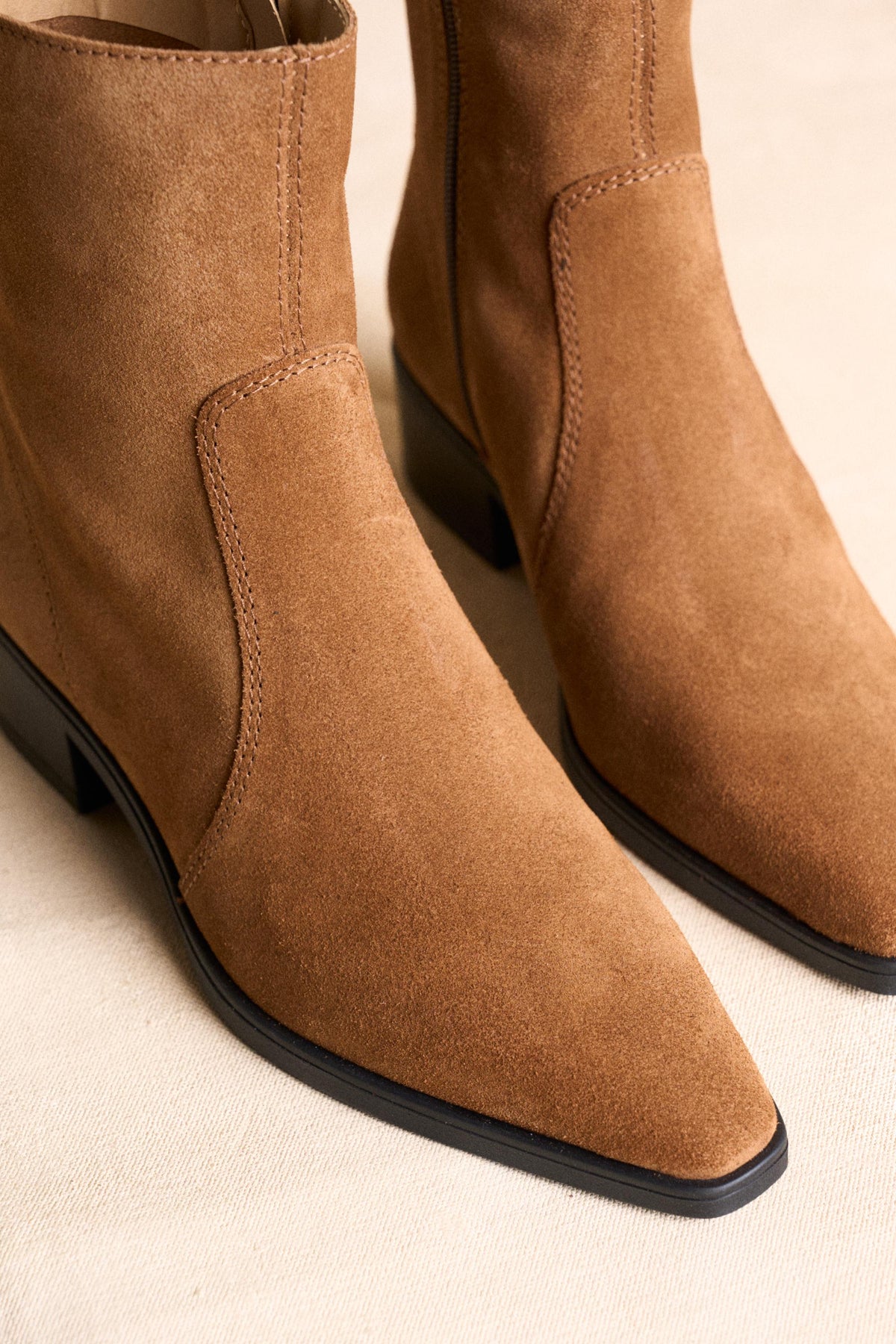 Suede Ankle Boot Maritza