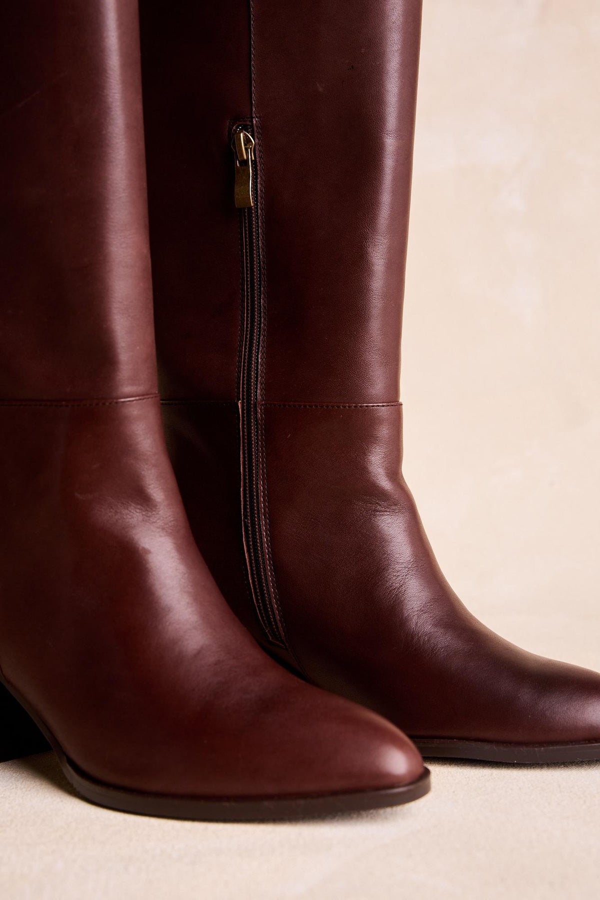 Valeria High Boot