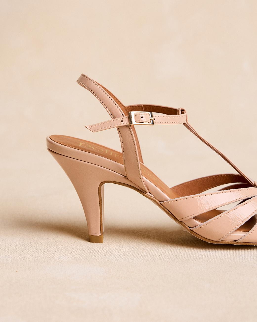 Livia Knot Sandal
