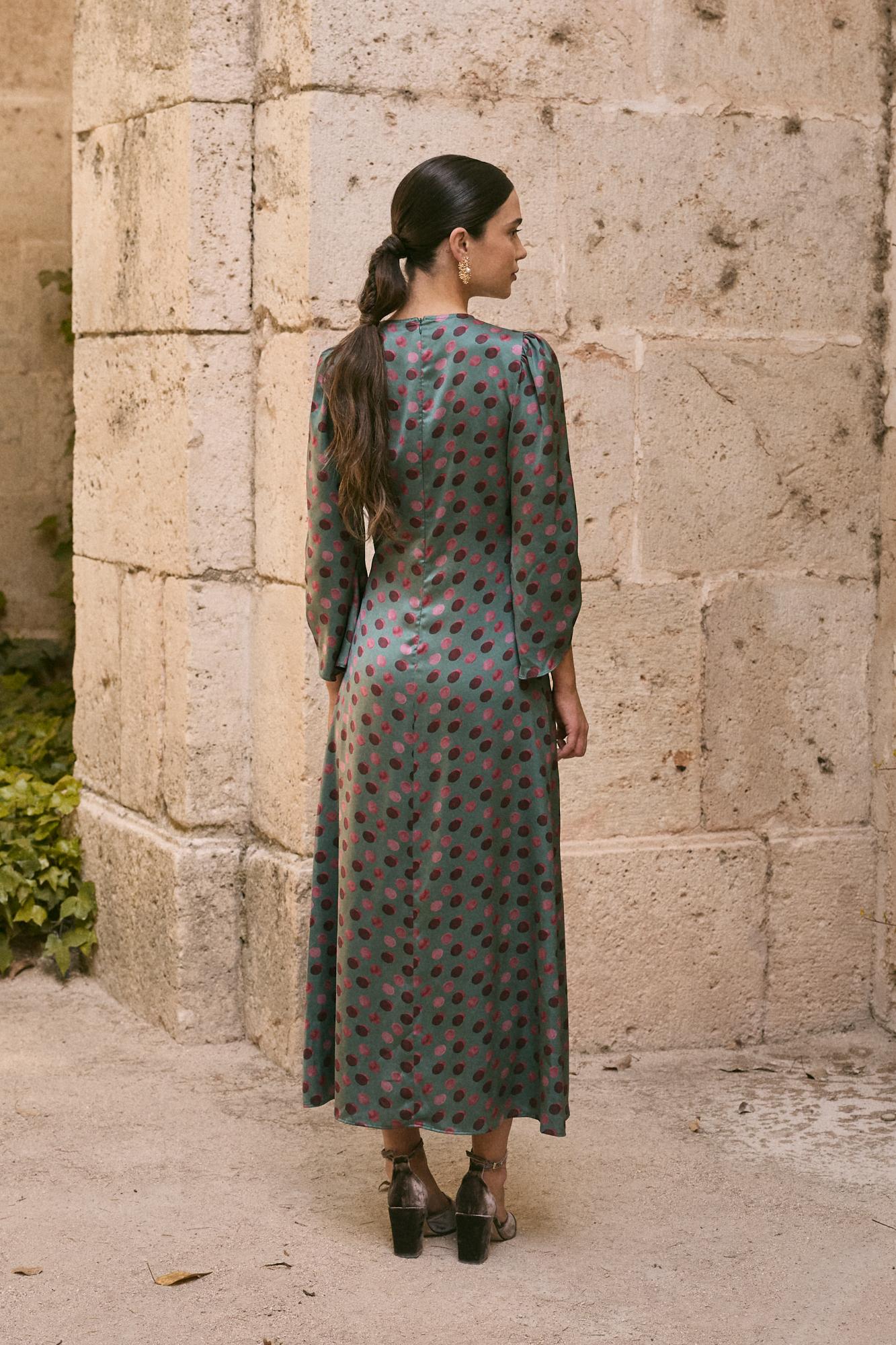 Guest Dress Trivias