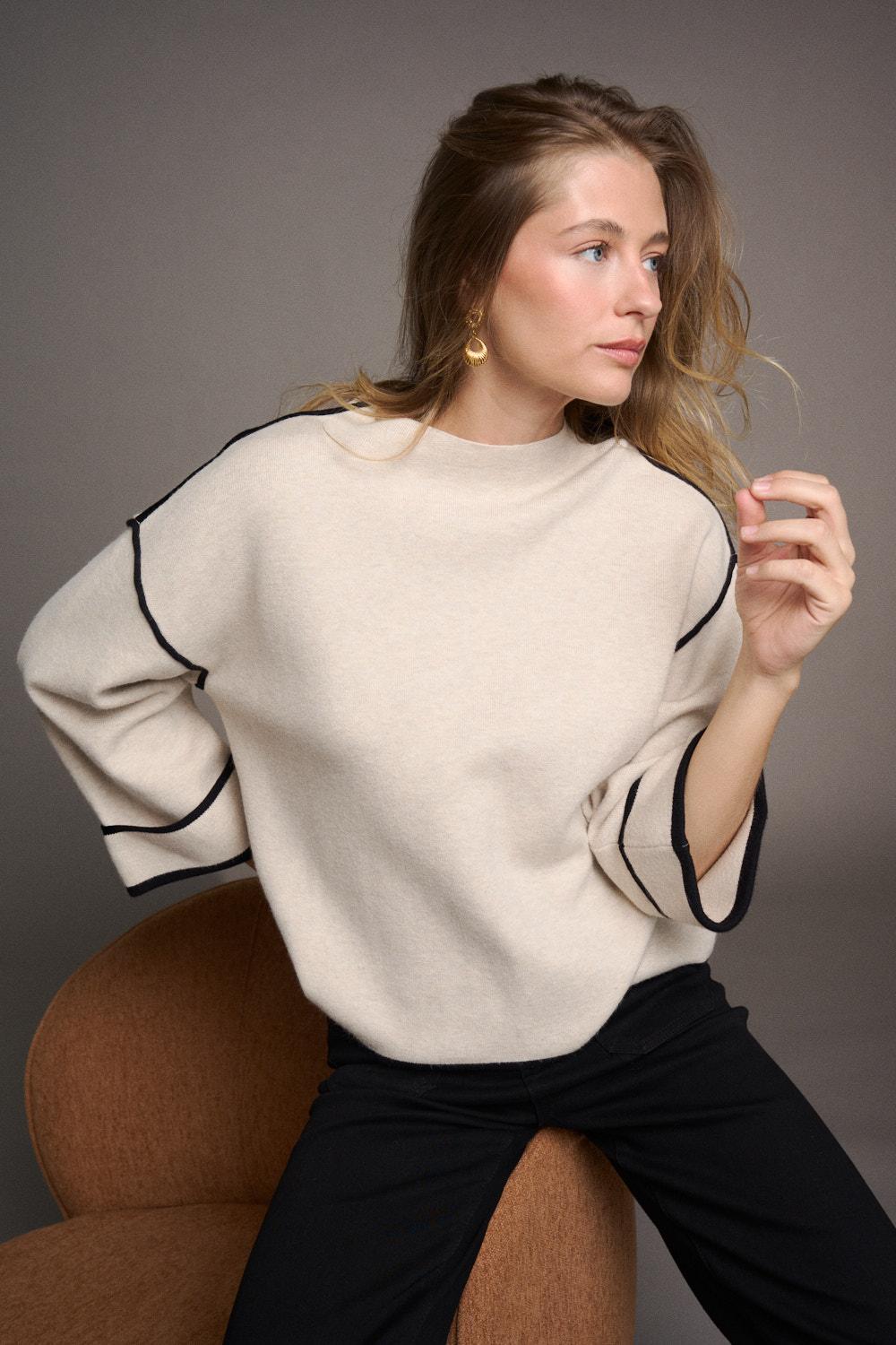 Arenis Manga Sweater