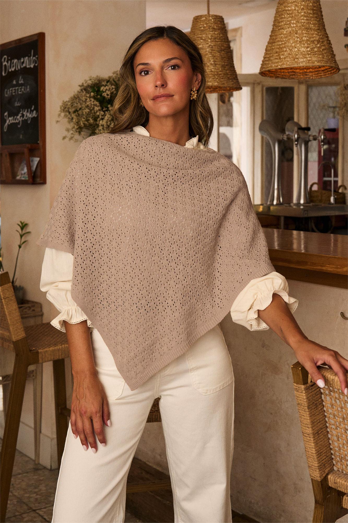 Noah Taupe Cape