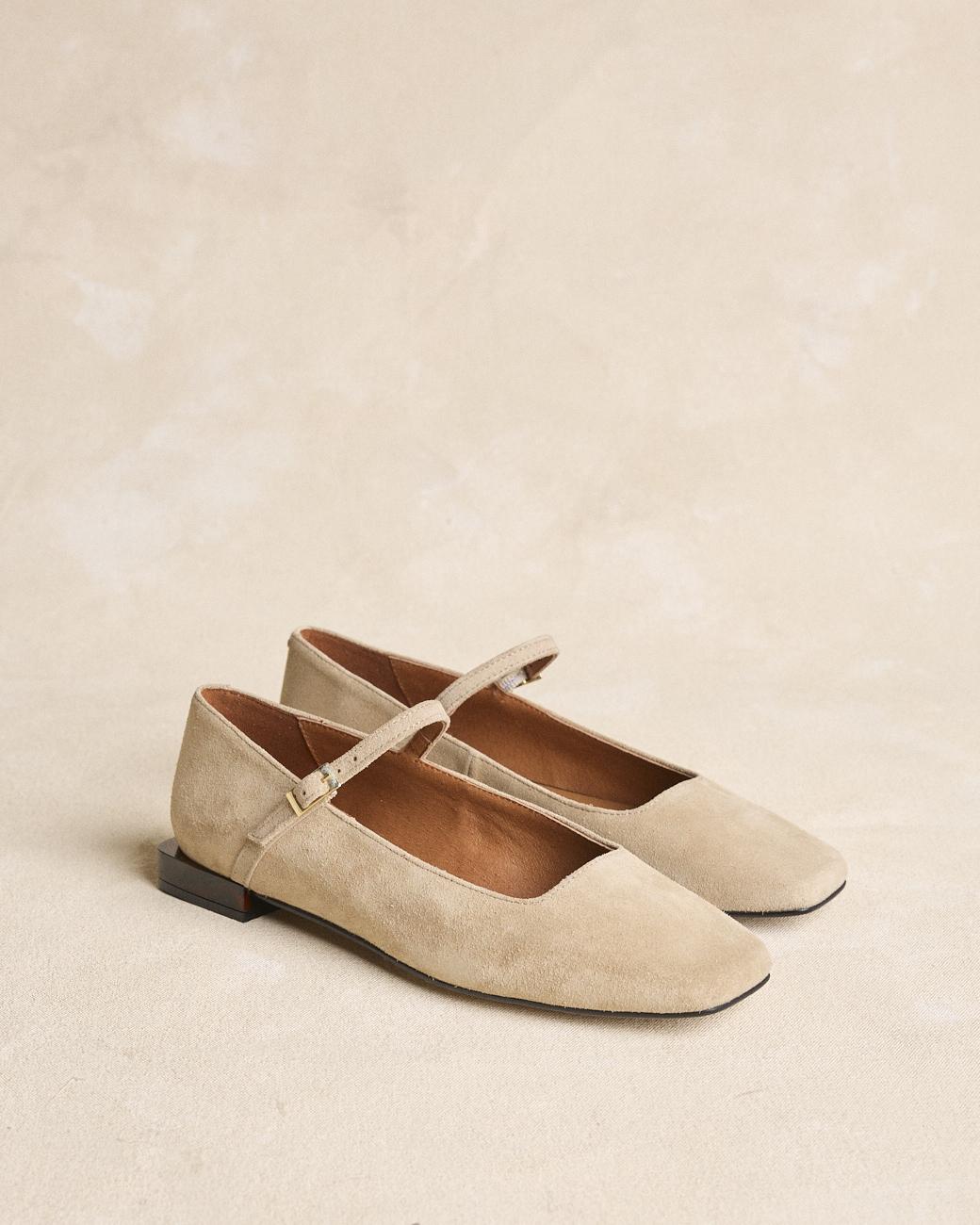 Desa Carey Mary Janes
