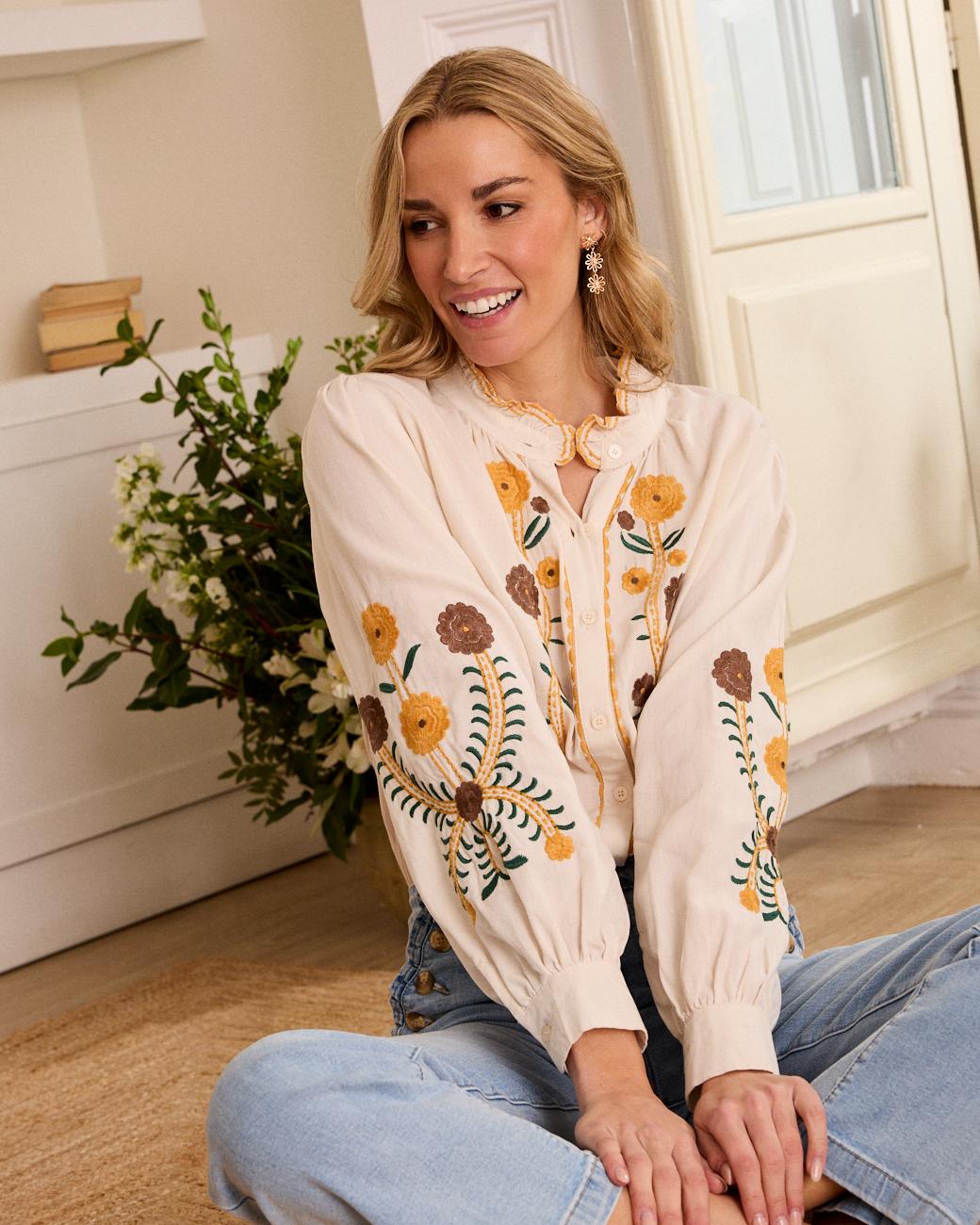 Mérida Flowers Shirt