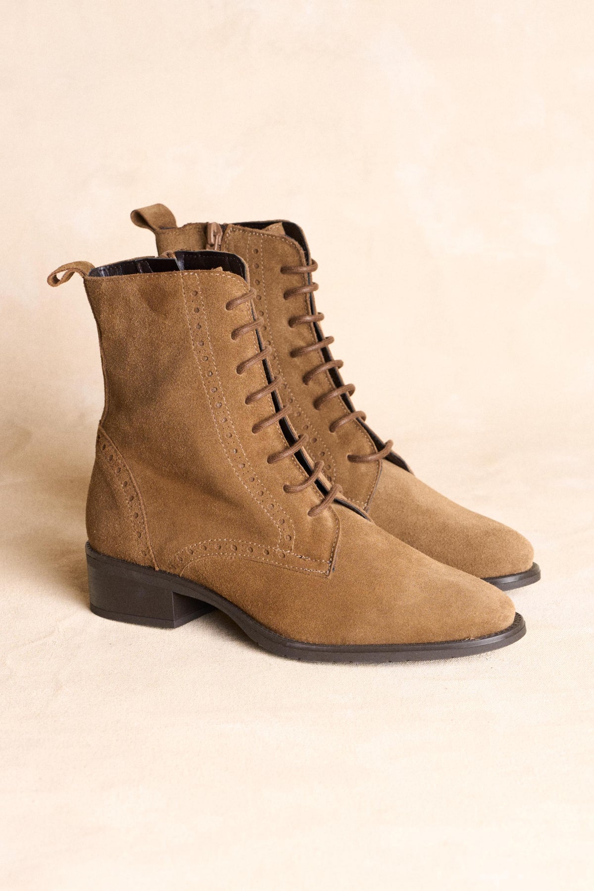 Lace-up Ankle Boot Andina