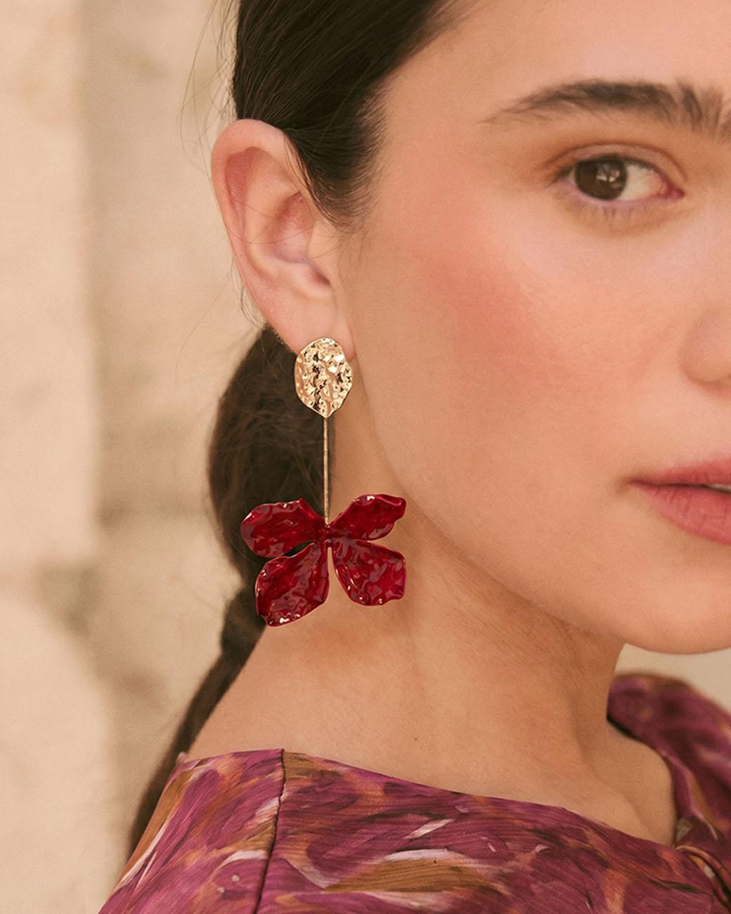 Aurelia Red Earrings