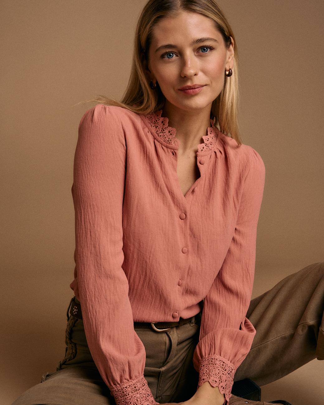 Luzma Embroidered Collar Shirt