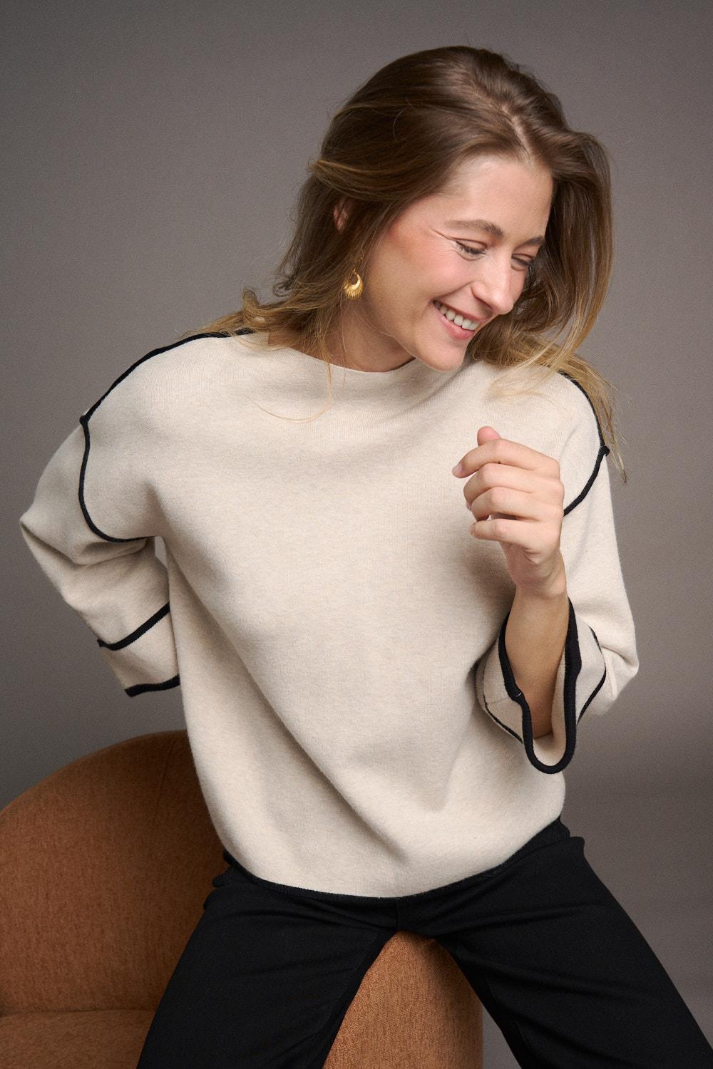 Arenis Manga Sweater