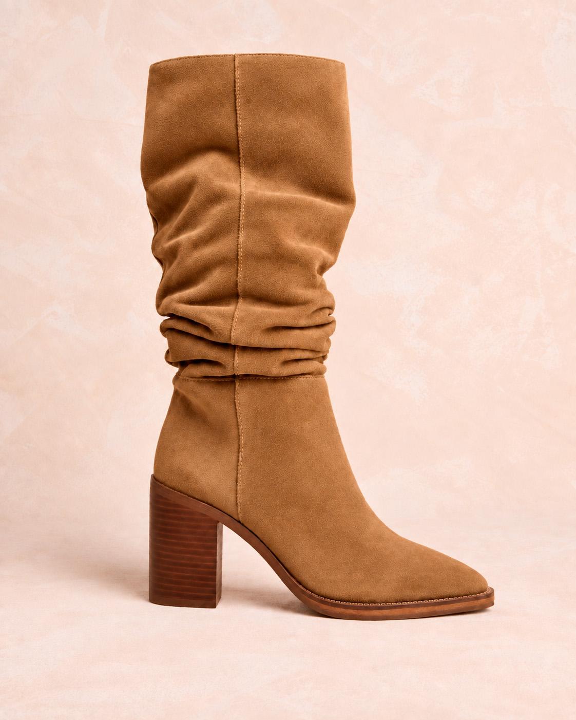 Aitana gathered leather boot