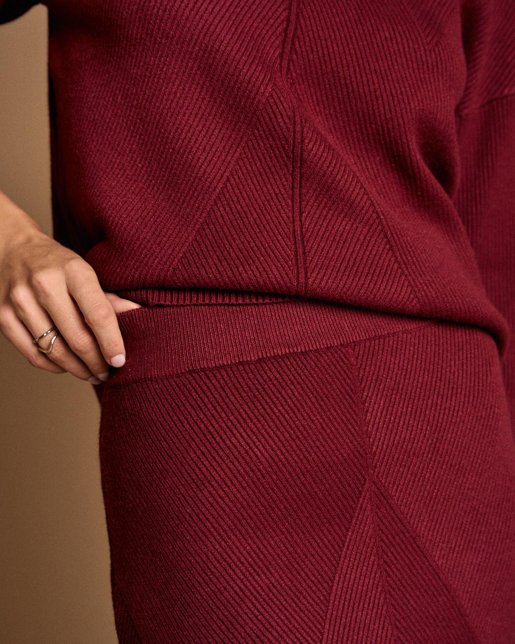 Serelis Garnet Skirt