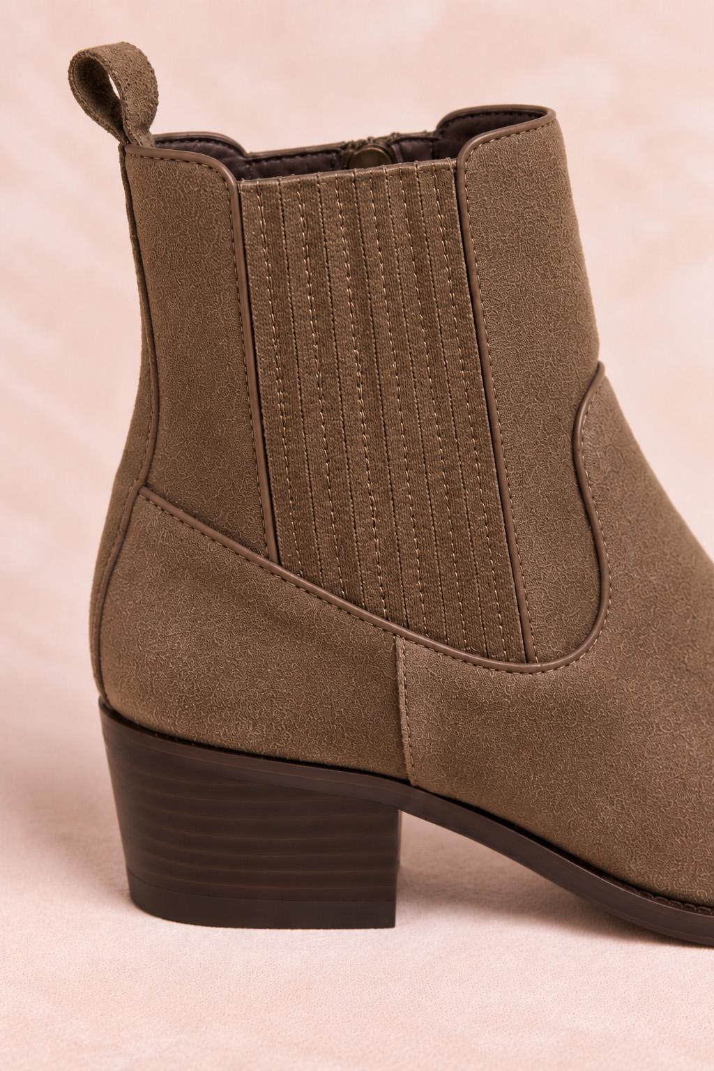 Leather Ankle Boot Georgina