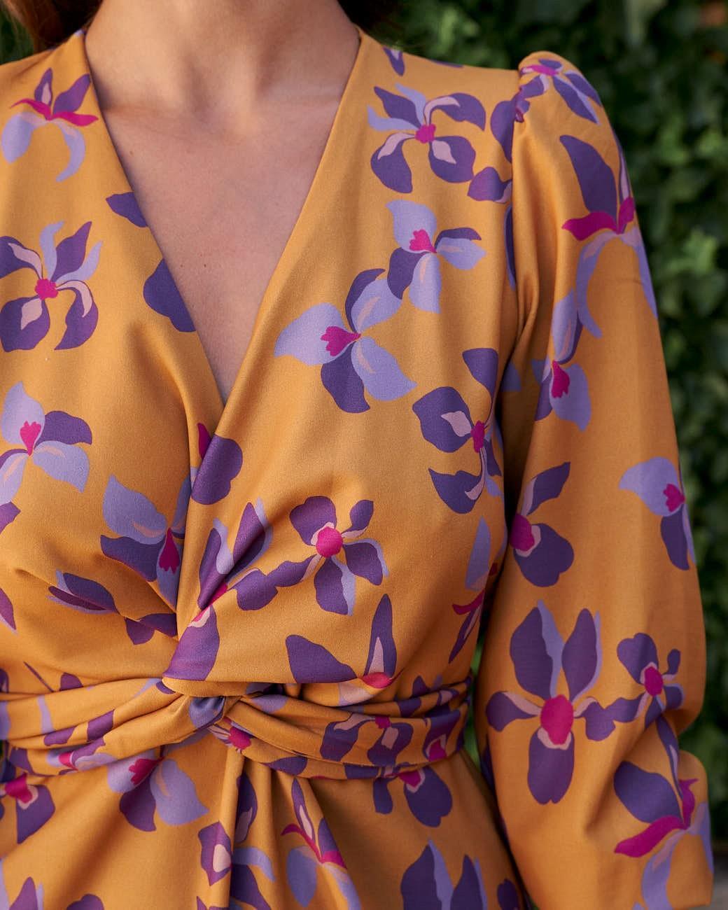 Cata Knot Dress