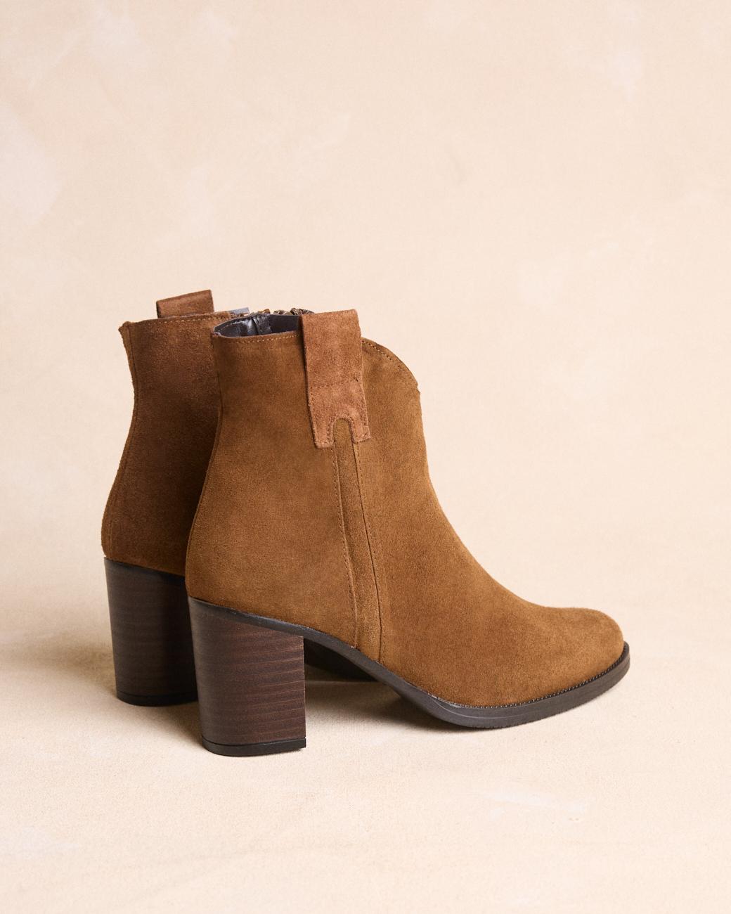 Medium Heel Ankle Boot