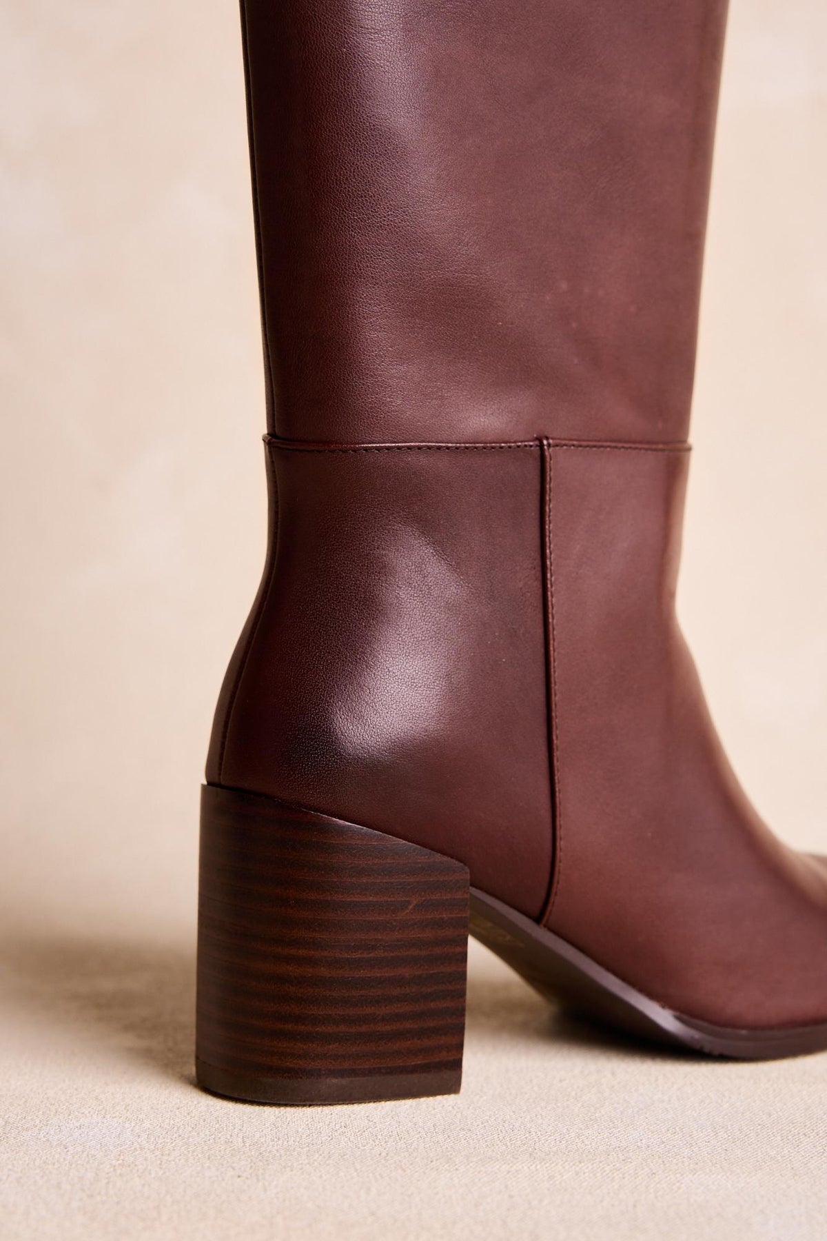 Valeria High Boot