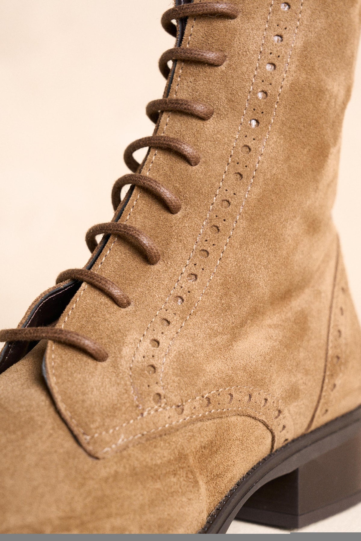 Ankle Boot Andina Leather Laces