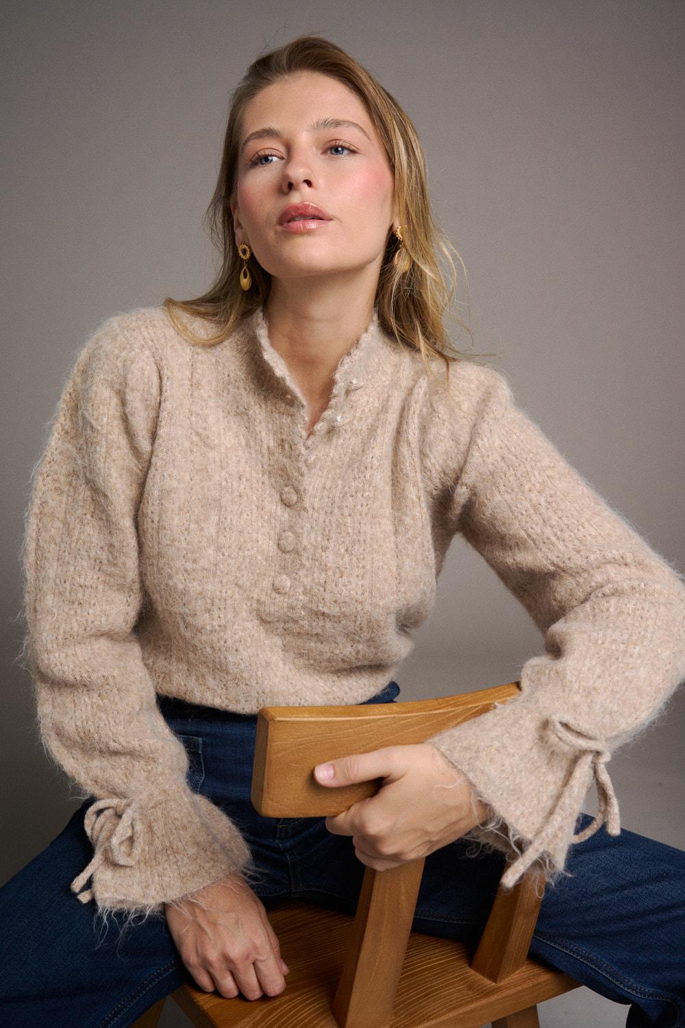 Laura Knot cardigan