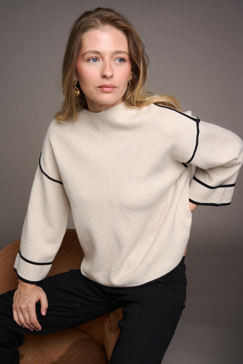 Arenis Manga Sweater